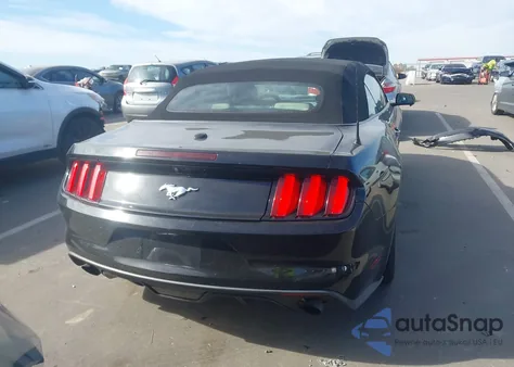 2017 Ford Mustang Ecoboost Premium z USA, uszkodzony, nr VIN 1FATP8UHXH5258313